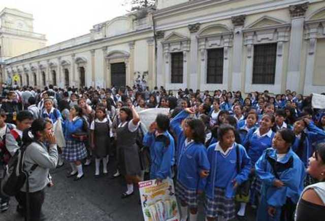 MAGISTERIO CAMBIA PENSUM