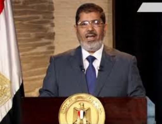 مرسي يلغي    الإعلان الدستوري المكمل