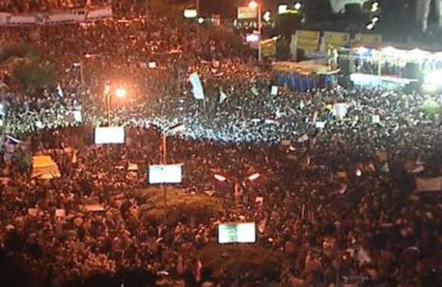 مليونية            للإسلامين لدعم مرسي