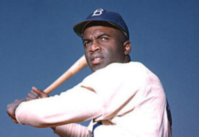 Jackie Robinson Breaks the Color Barrier