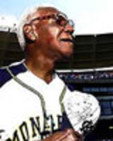 Buck O'Neill Breaks the Color Coaching Barrier