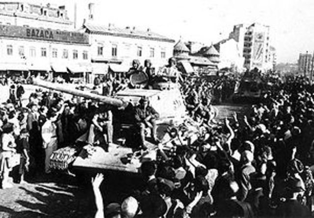 Alemania se rinde a los Sovieticos