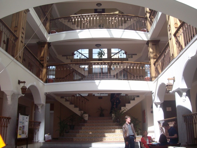 Academia Latinoamerica De Espanol