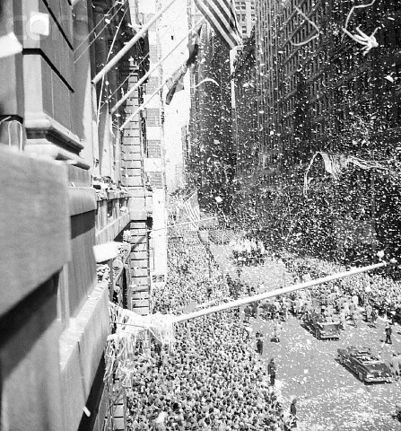 MacArthur tape parade - American People support his Aggressive Approach in Korea