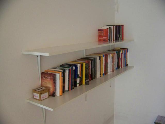 Kinőttük a könyvtárunkat