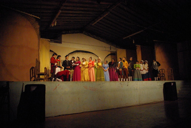 Funcion de LA BODA DE LAS VARGAS, colegio Las Mercedes de Lebrija