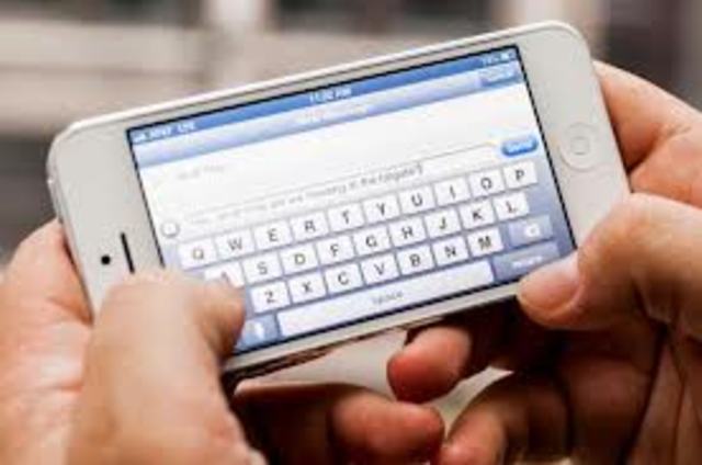 AT&T Introduces Text Messaging to the U.S.