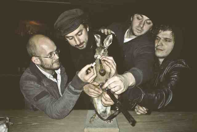 The hickey underworld/red rugs het depot leuven