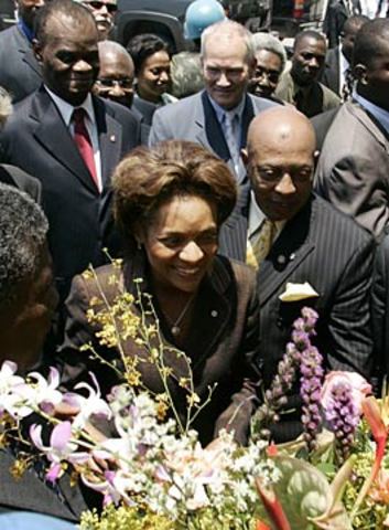 Gov. Gen. Michaëlle Jean begins visit to Haiti