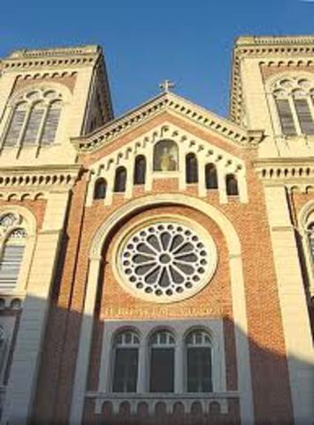 Introduction of the first school in Finland (13 th)