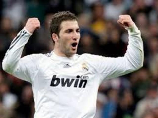 HIGUAIN
