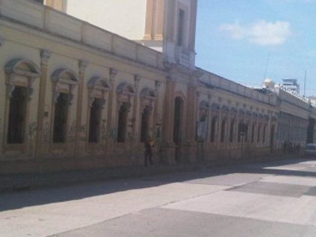 estudia el bachillerato en el instituto Centra de vVrones