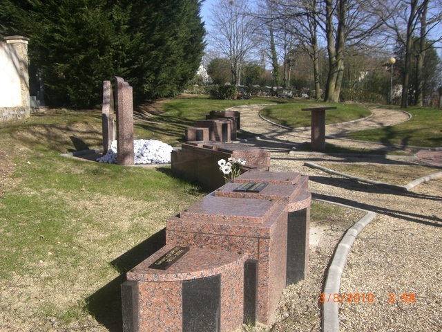 Gif-Sur-Yvette Cemetery