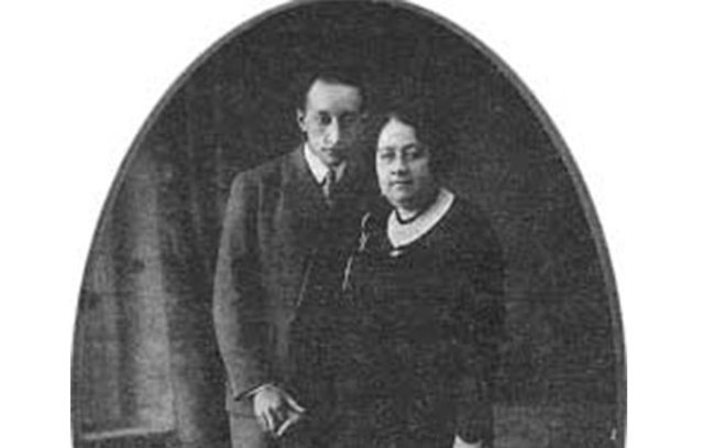 Se casa con Clemencia Amado