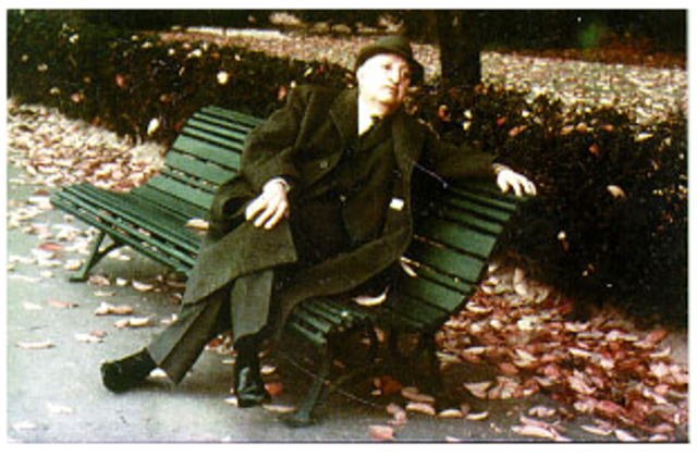 Asturias murió de cáncer en el Hospital de la Concepción en Madrid, España.