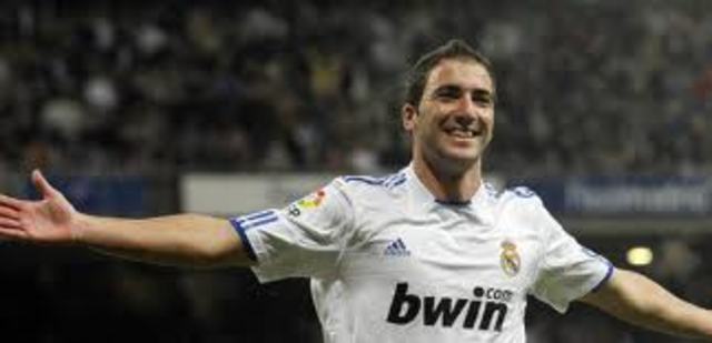 HIGUAIN