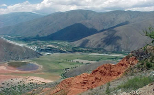 Es destruída la capital