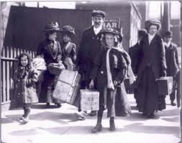British immigrants arrive in Natal.