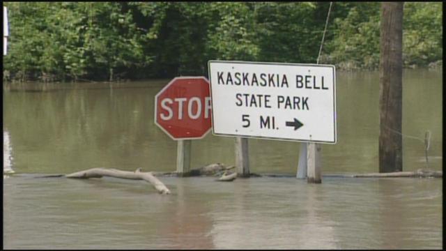 Levees near Kaskaskia, Illinois fail