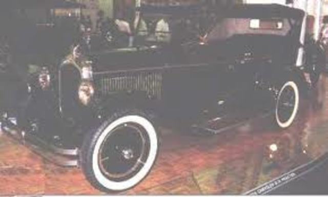 El primer automovil con el nombre CHRYSLER