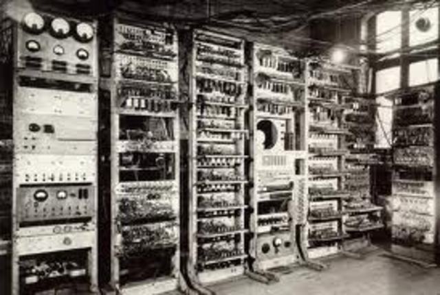 COMPUTADOR AMERICANO - 1944 D.C