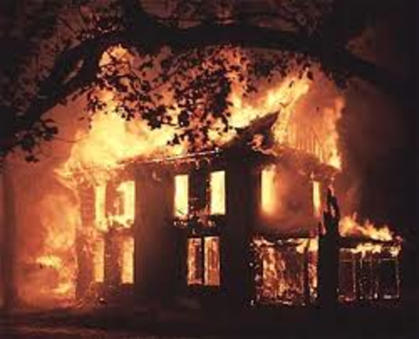 Anne Bradstreets house burns