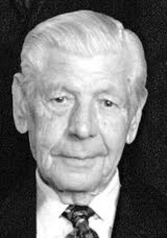 Fr Philip Conolly and Fr John Therry arrive as official chaplains