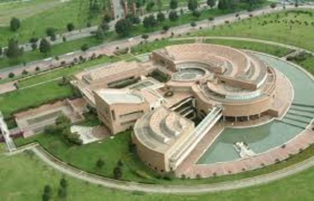 una de sus mayores obras la biblioteca virgilio barco