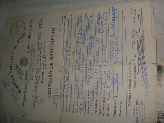 Certidão de nascimento