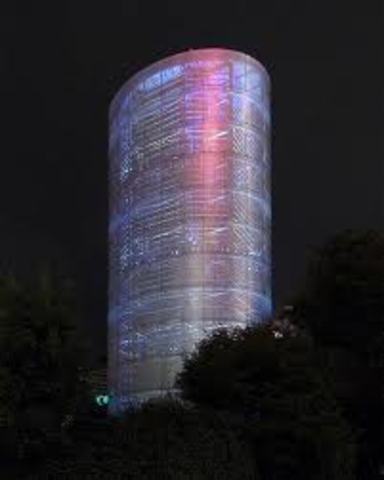 Torre de los Vientos. 1er premio, Yokohama, Japón