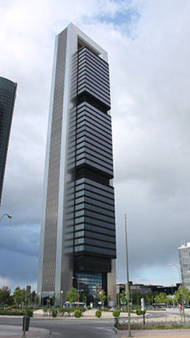 construye la torre bankia