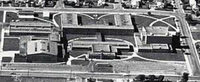 Aurora Central High School Opens