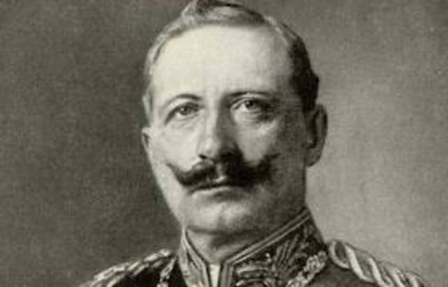 Kaiser Wilhelm II promises support