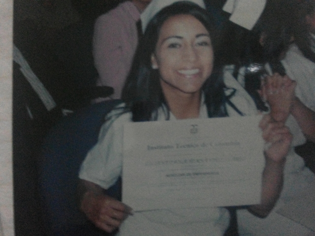 MI GRADO COMO AUXILIAR DE ENFERMERIA