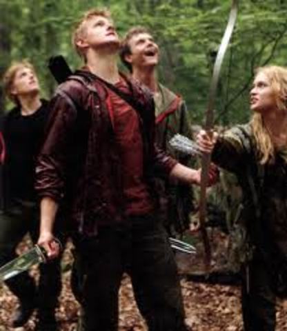 Peeta Protects Katniss From the Careers