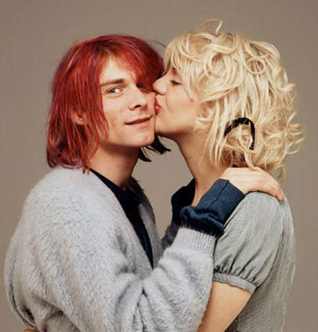 Kurt Cobain met Courtney Love