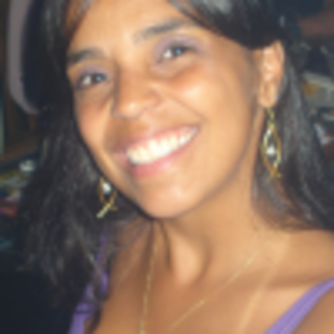 Laboratório virtual. Utiliza diversas mídias como vídeo e softwares de interação.