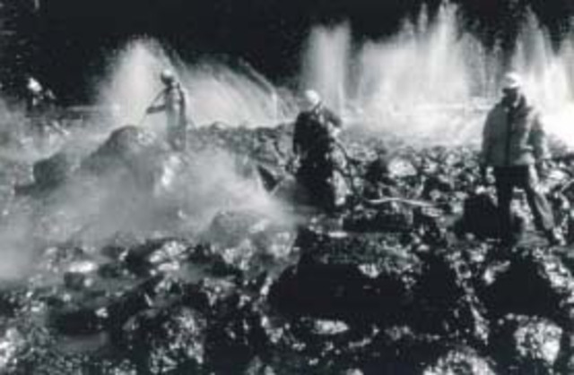 The tanker Exxon Valdez runs aground on Bligh Reef.