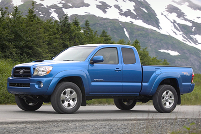 Toyota Tacoma pickups accelerator problems