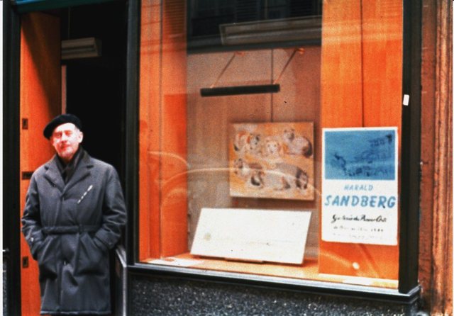 Exhibit at Galerie des Beaux Arts, Paris