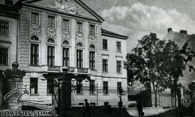 Танцювальне казино в замку