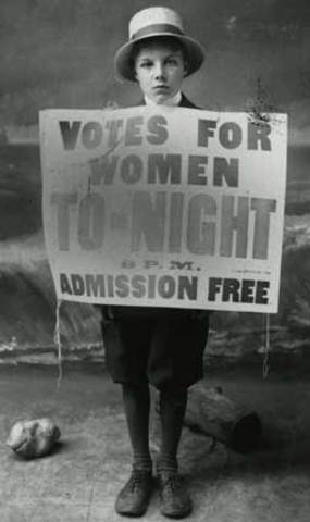Women vote for the first time