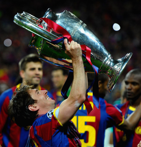 messi wins the UEFA Super Cup