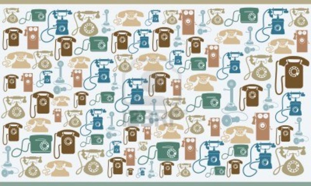 Creación de treinta modelos de telefonos.