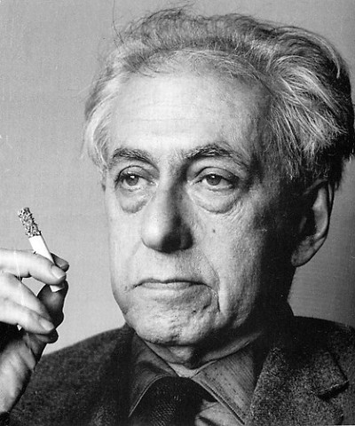 se le dio el nombre de BACTERIA