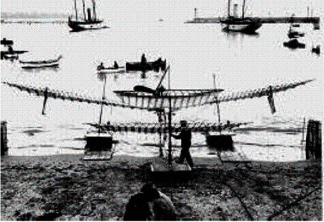 el primer hidroavión,