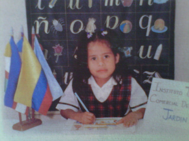 Daniela, Entre a jardin