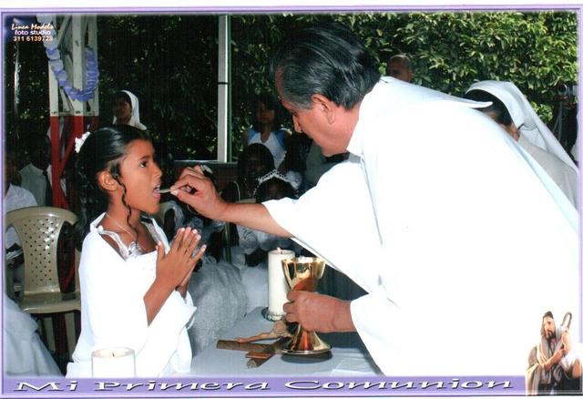 PRIMERA COMUNION DE MI HIJA
