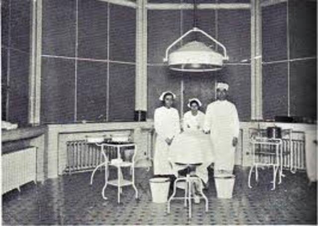 SEXTA FECHA: ESCUELA PARA FORMARA ENFERMERAS PROFESIONALES