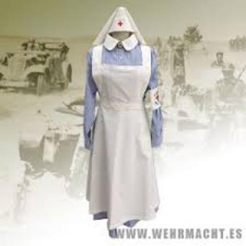 QUINTA FECHA:CAMBIOS AL UNIFORME DE ENFERMERIA